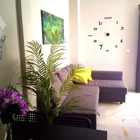 Enjoy Apart. Centro Y Playa Cervantes Lejlighed *